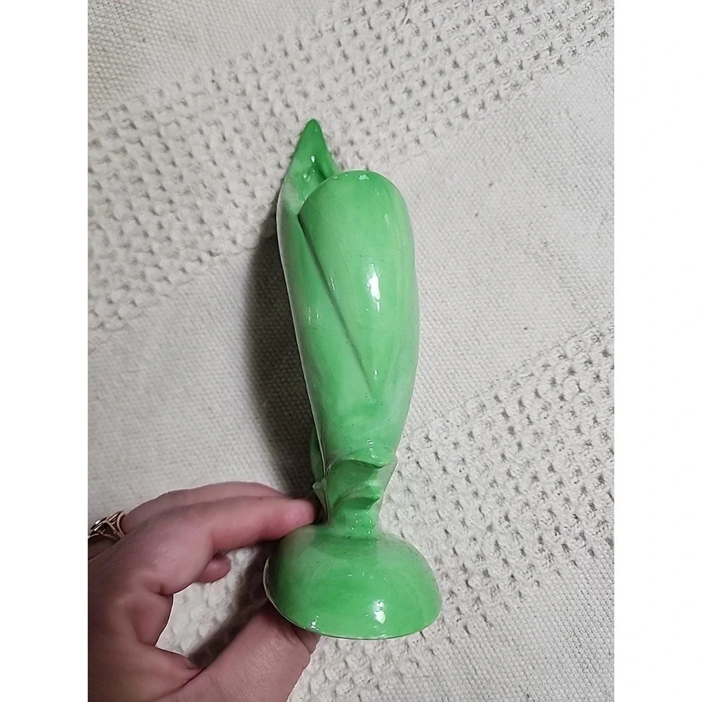 Vintage Green Ceramic Cornucopia Vase Mid Century Horn of‎ Plenty Bud Vase 7 in